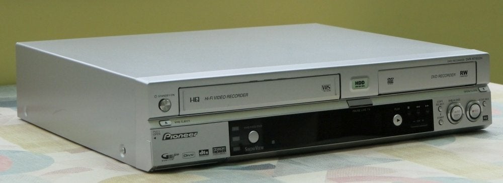 Magnétoscope trois-en-un Pioneer DVR-RT602H-S, Enlèvement