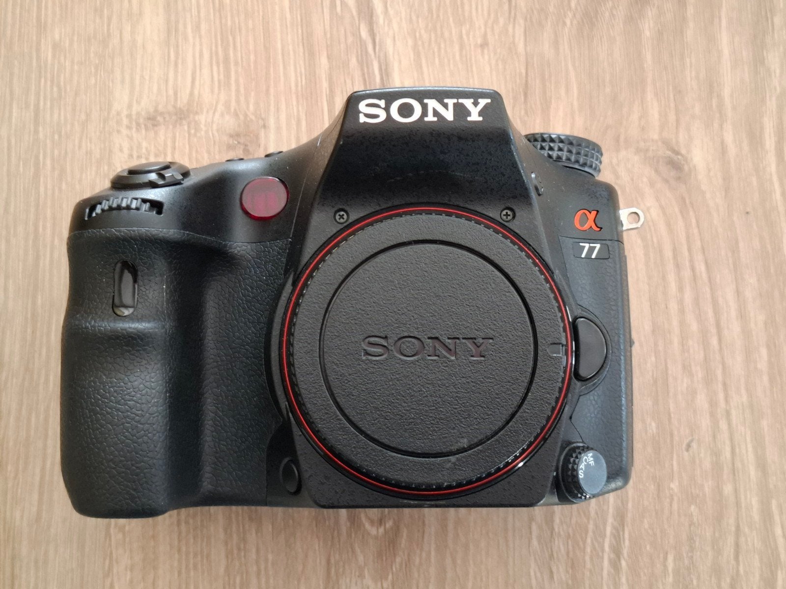 Sony A77 camera Sony alpha A77 SLT Sony A mount Minolta, Spiegelreflex, Oplader, Ophalen of Verzenden, Zo goed als nieuw