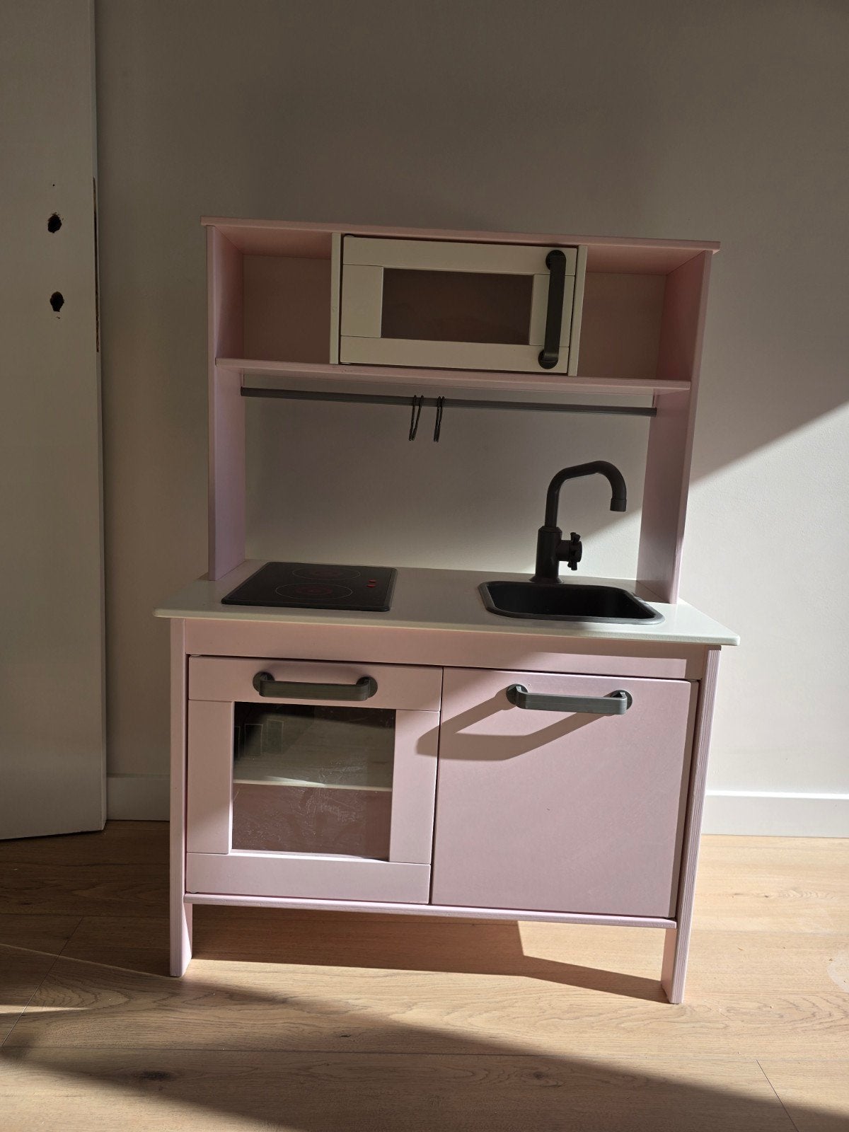 Cuisine pour enfant en bois IKEA Duktig - Rose pastel / Blan, Enfants & Bébés, Enlèvement, Bois