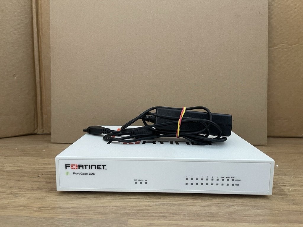 FortiGate 60E Firewall, Enlèvement ou Envoi, Comme neuf, Routeur, Fortinet - Fortigate