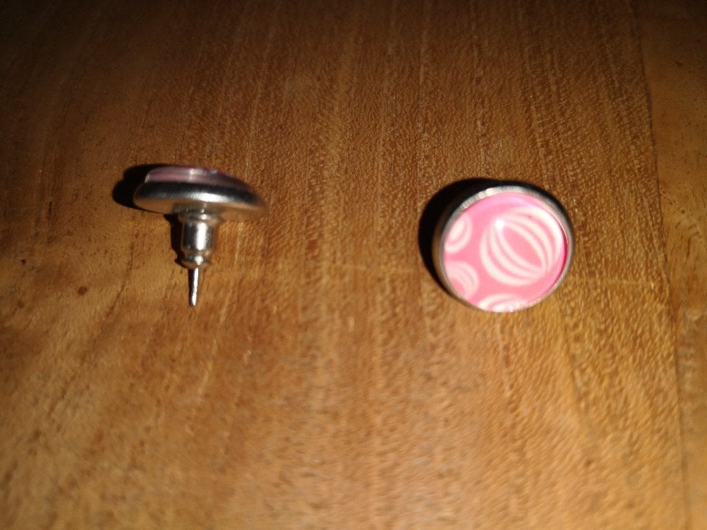Mooie roze retro stijl oorbellen, Bijoux, Sacs & Beauté, Puces ou Clous, Enlèvement ou Envoi, Rose, Comme neuf