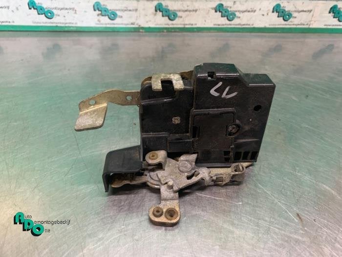 Deurslot Mechaniek 4Deurs links-voor van een BMW 3-Serie (3-, Gebruikt, -, -, Ophalen of Verzenden