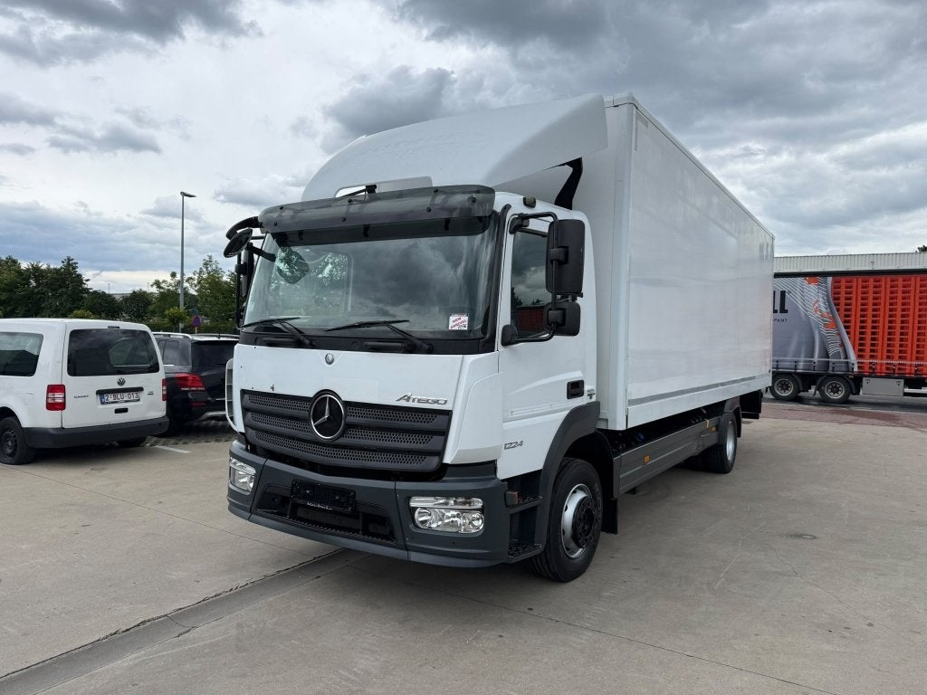 Mercedes-Benz Atego 1224 (Stock ID 71176), Auto's, Automaat, Multifunctioneel stuurwiel, Wit, Mercedes-Benz