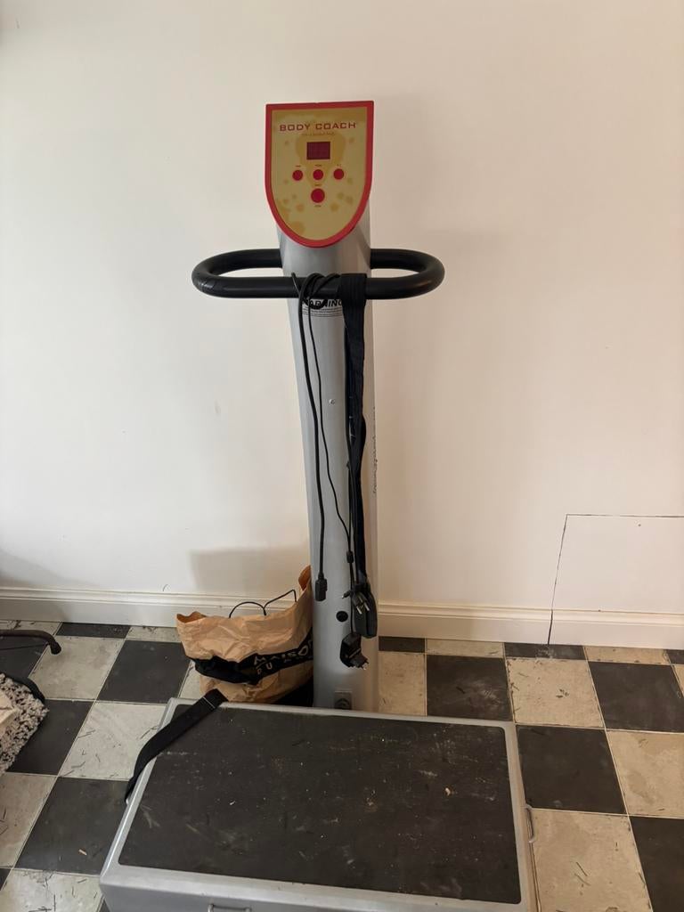 Trilplaat, Sport en Fitness, Fitnessapparatuur, Ophalen, Zo goed als nieuw, Trilplaat