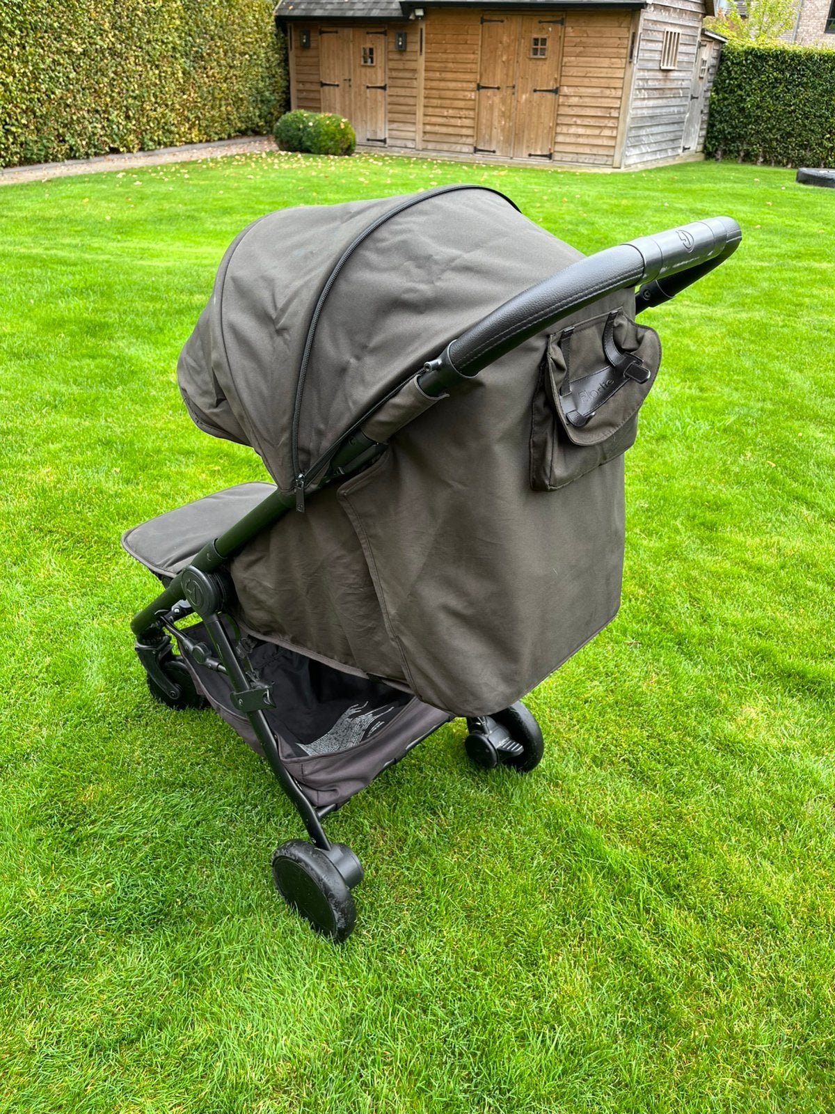 Buggy merk ELODIE met draagtas, Ophalen, Zo goed als nieuw