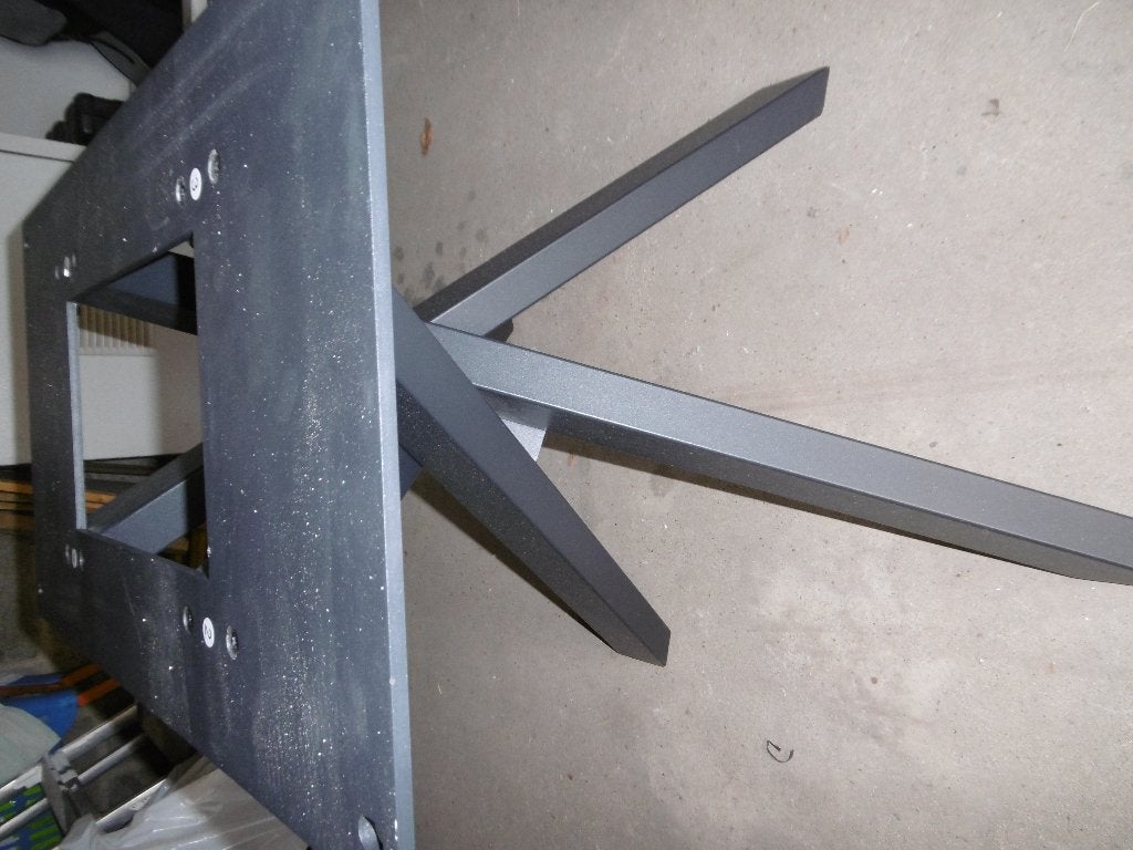 pied de table, Enlèvement, Comme neuf