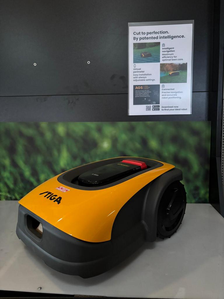 Stiga a1000 overjarig gps 1000m2, Ophalen of Verzenden, Zo goed als nieuw