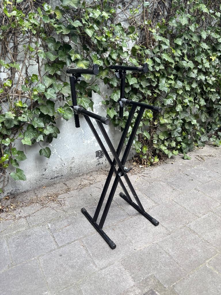 Lot statieven en monitorstands, Ophalen, Gebruikt, Muziekstandaard