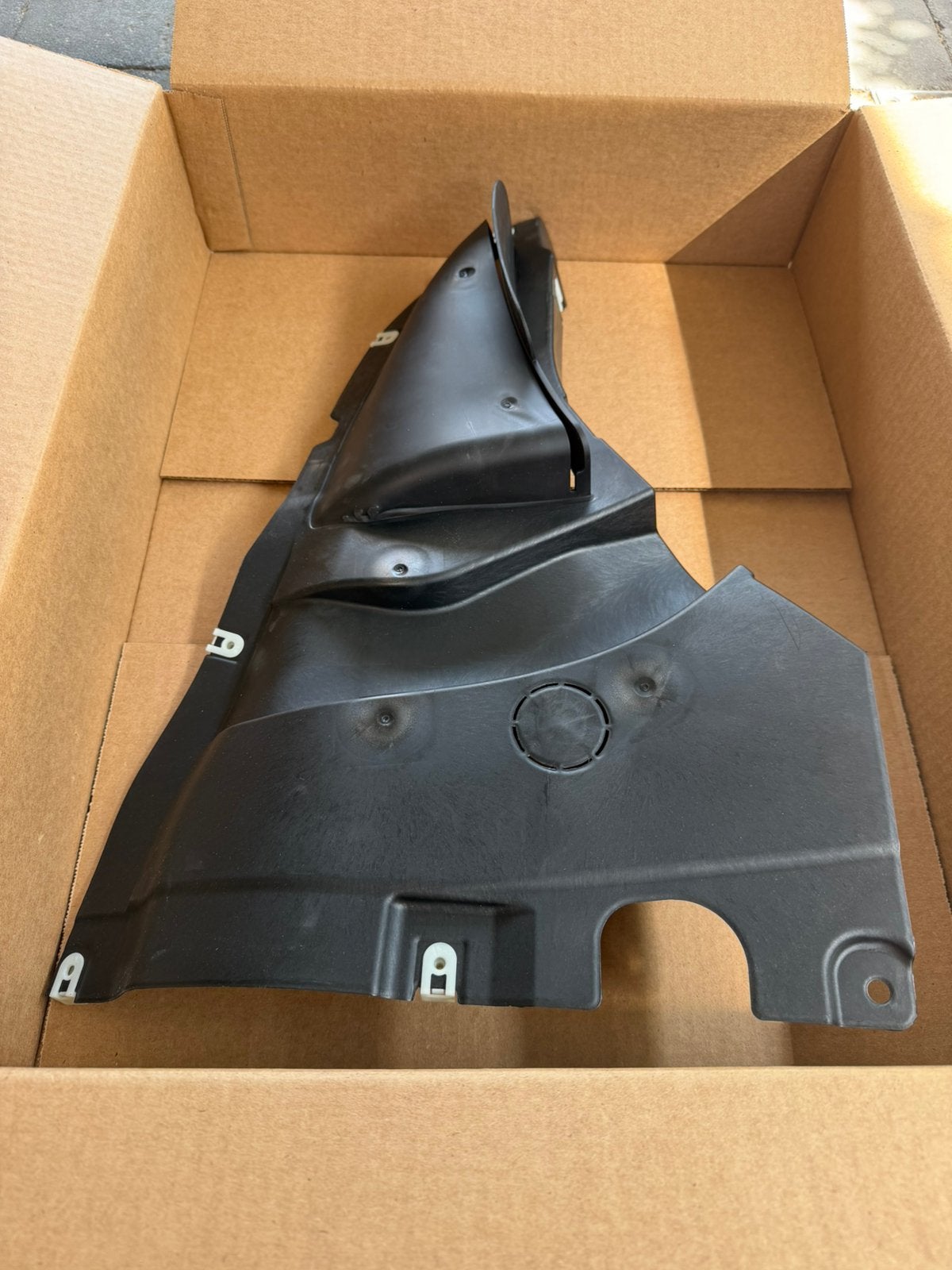 51718069307 afdekking spatbord onder links BMW X5 G05 nieuw, Ophalen of Verzenden, Spatbord, BMW, Nieuw