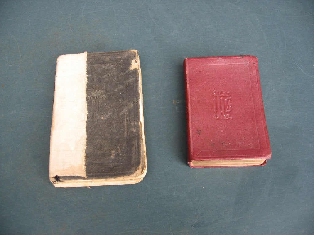 2 oude kerkboekjes / missaals, Ophalen of Verzenden