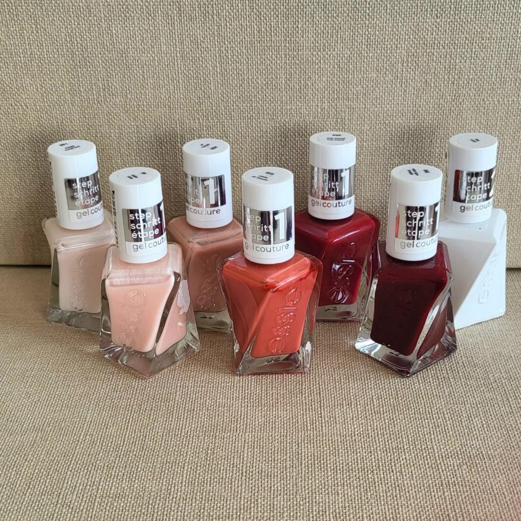 Essie gel couture 6 varnish + 1 top coat, Handtassen en Accessoires, Uiterlijk | Cosmetica en Make-up, Ophalen of Verzenden