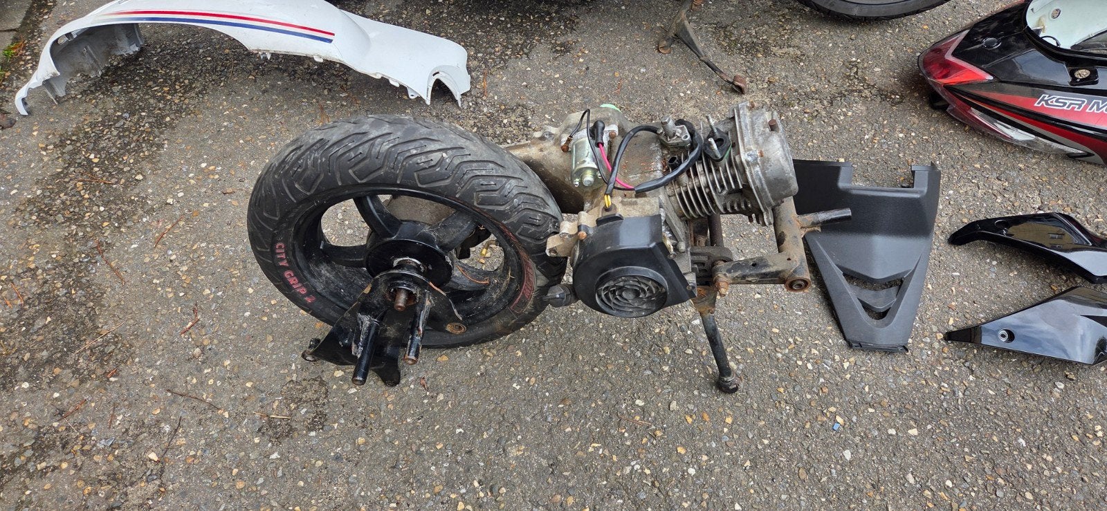 motorblok gy6 49cc  agm, neco, beelini, gts, ksr