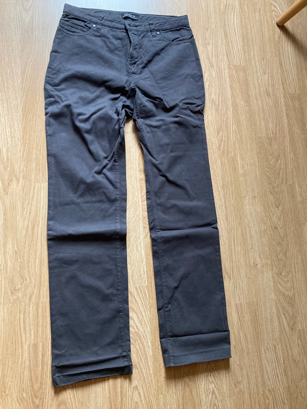 Nieuwe donkergrijze jeansbroek mt 40, Kleding | Dames, Spijkerbroeken en Jeans, Ophalen of Verzenden, Nieuw, Grijs, W30 - W32 (confectie 38/40)