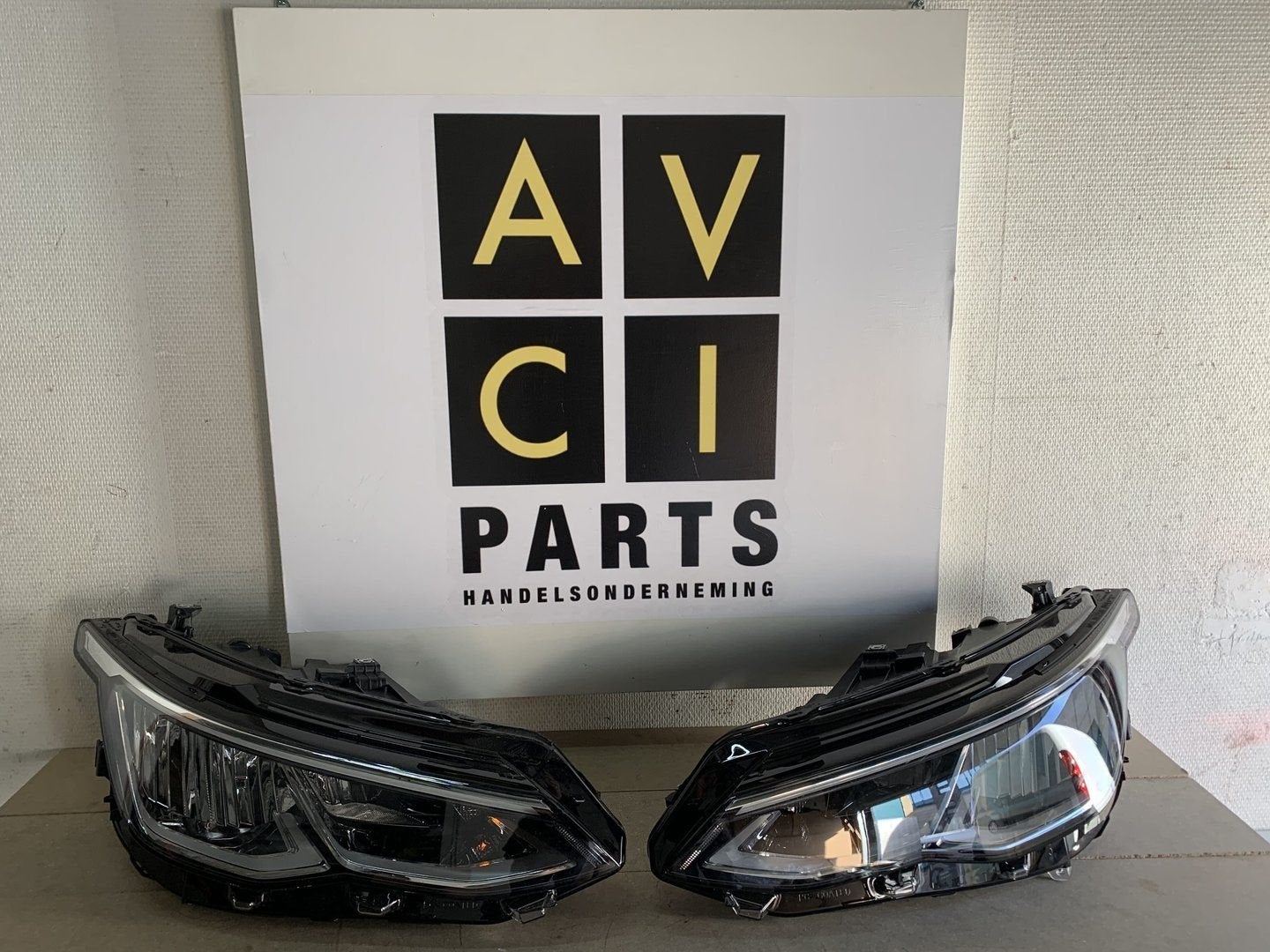 Koplamp set Volkswagen Golf 8 VII 2020 5H1941006 5H1941005, -, -, -