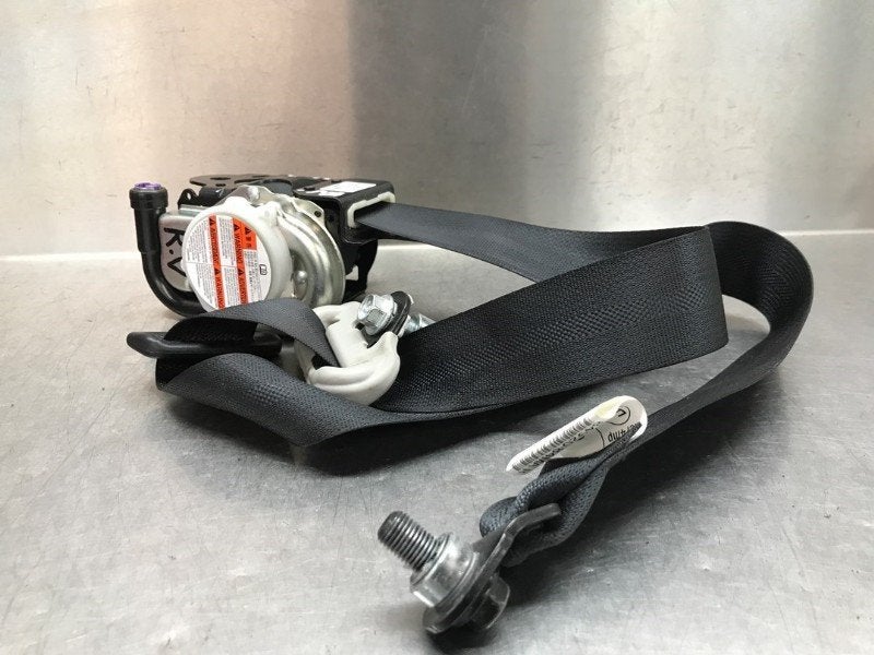 CEINTURE DE SECURITE AVANT DROIT Suzuki Celerio (LF), Dhr. M. Roggen, Stadsweg 37 37
9917 PV  WIRDUM GR., NL, Suzuki, Utilisé