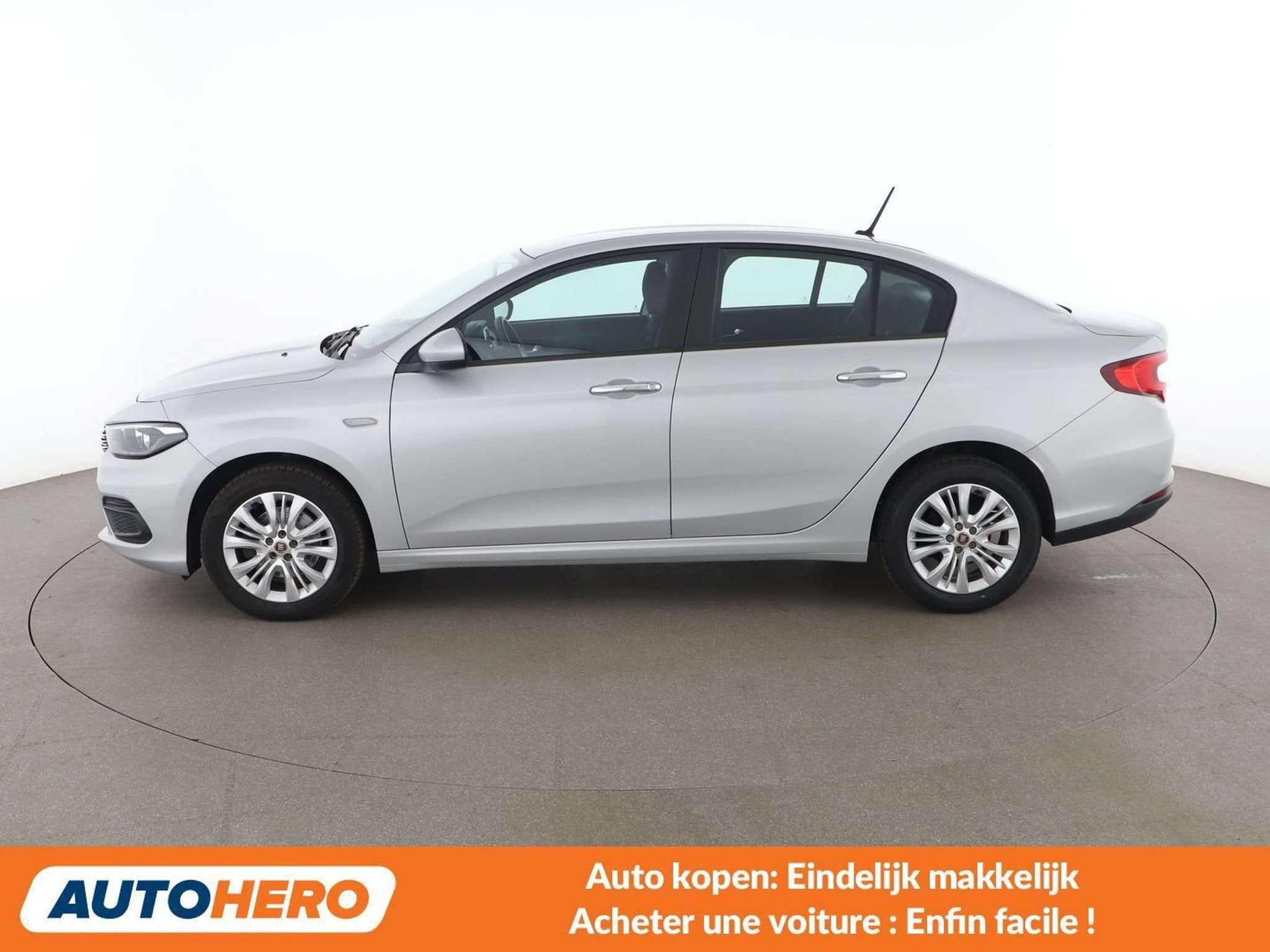 Fiat Tipo 1.4 Pop (bj 2019), Auto's, Fiat, Voorwielaandrijving, 4 deurs, Stof, Gebruikt