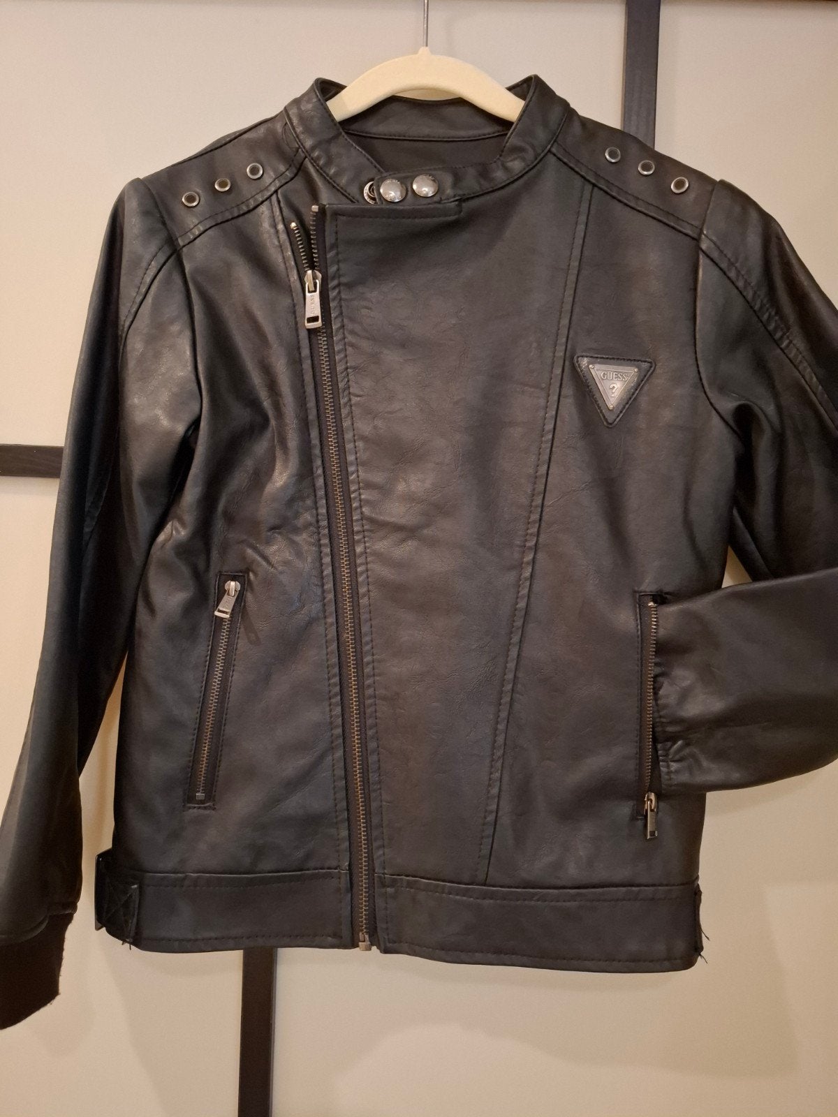 Bikerjasje lederlook Guess - 8y - hele mooie staat, Kinderen en Baby's, Jongen of Meisje, Ophalen of Verzenden, Zo goed als nieuw