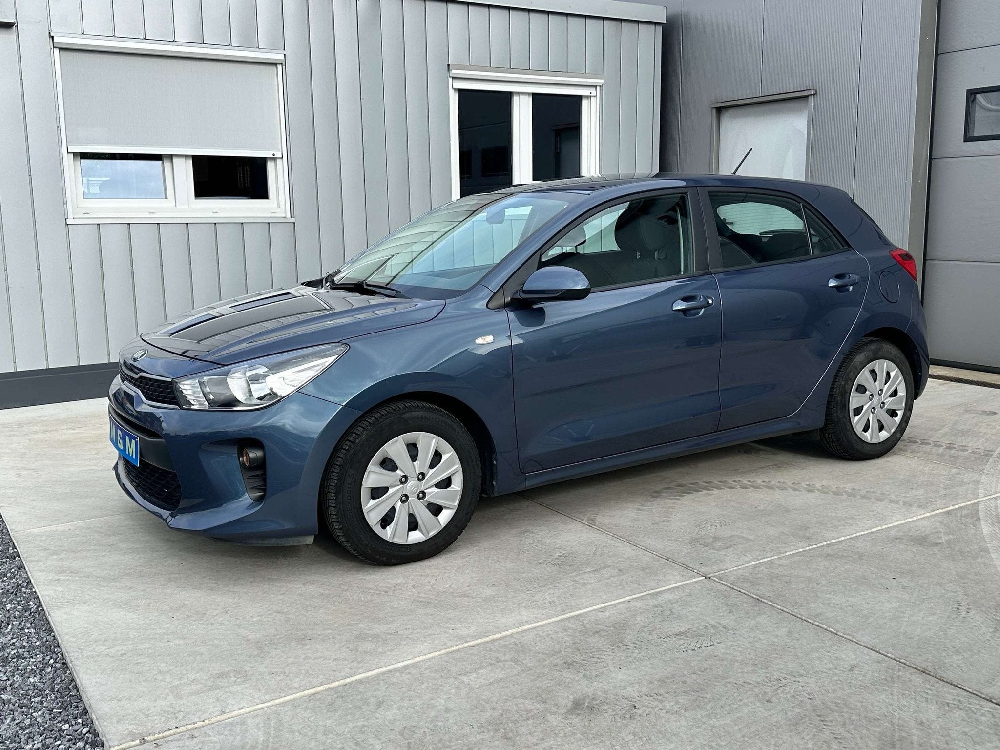 Kia Rio Rio 1.2i * 12M Garantie *, Autos, Kia, Argent ou Gris, Euro 6, Noir, https://public.car-pass.be/vhr/d16bb9e1-14c7-401f-be56-da4707891ee9