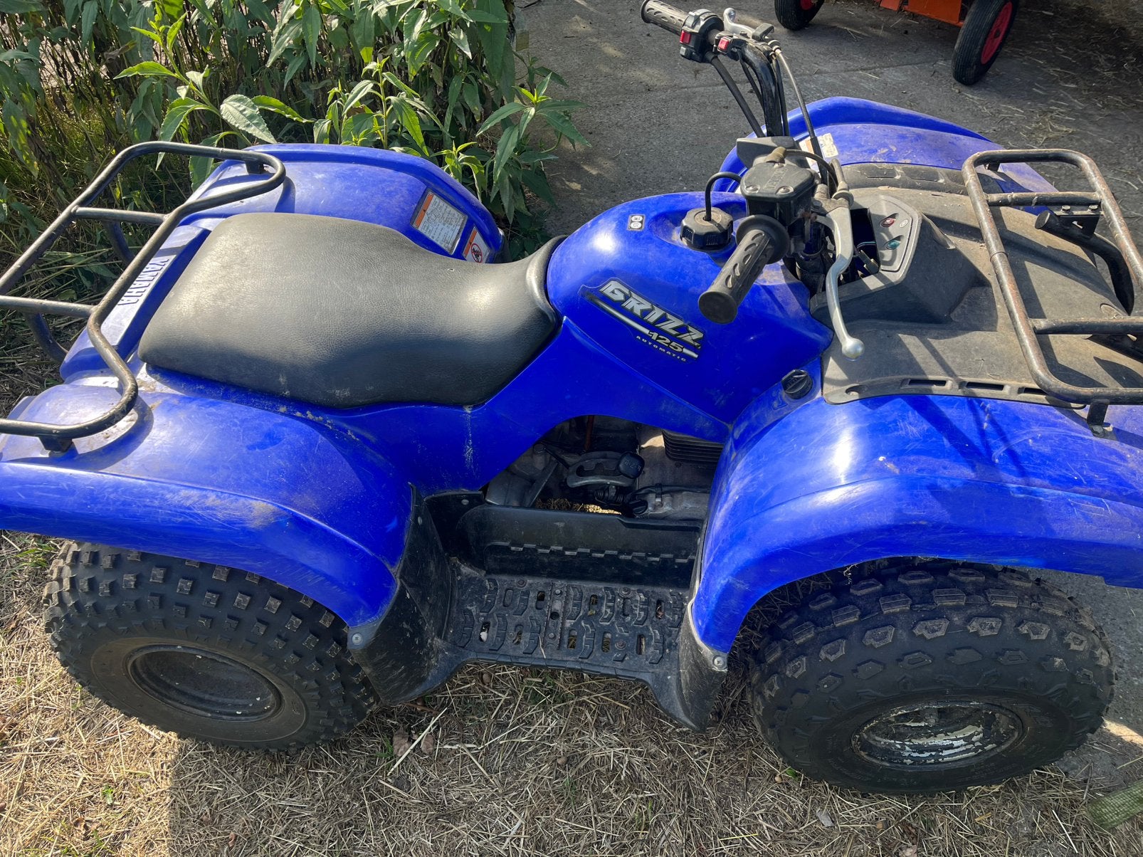 Quad Grizzly Yamaha 125 start vlekkeloos nieuwe banden, Motoren, 125 cc