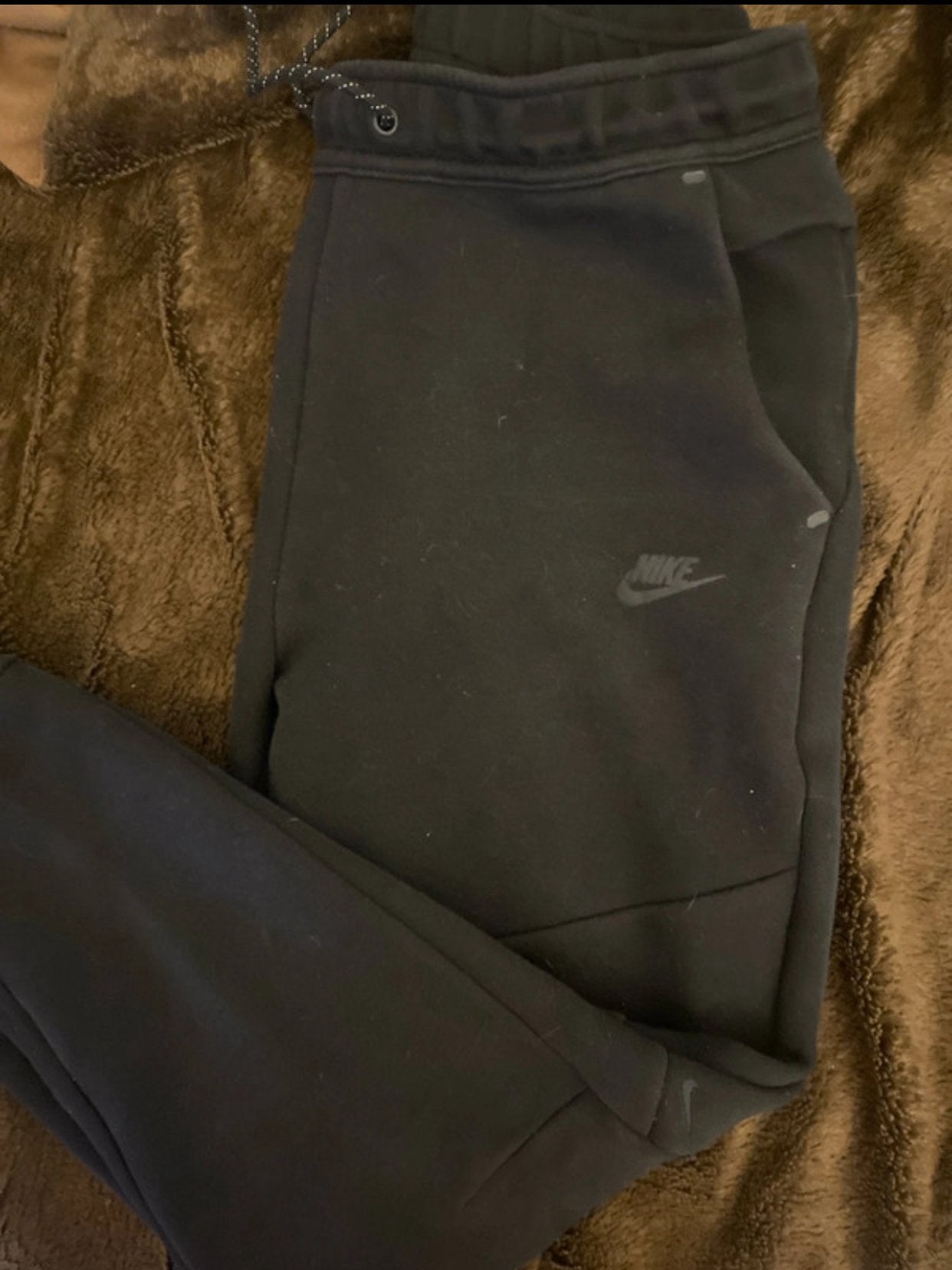 Pantalon nike tech, Vêtements | Hommes, Enlèvement ou Envoi, Comme neuf, Taille 52/54 (L), Noir