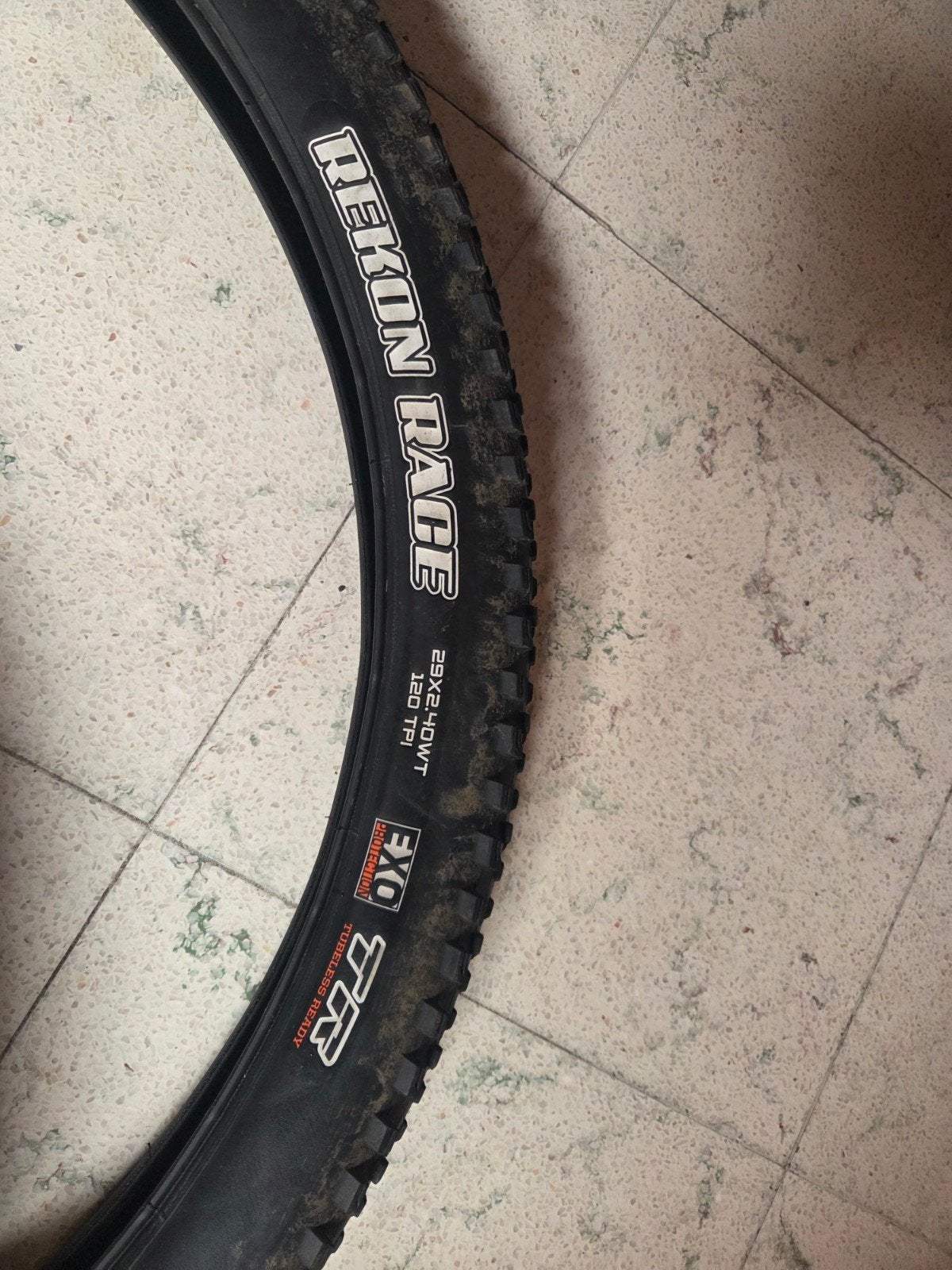 Maxxis rekon race 292.40, Ophalen