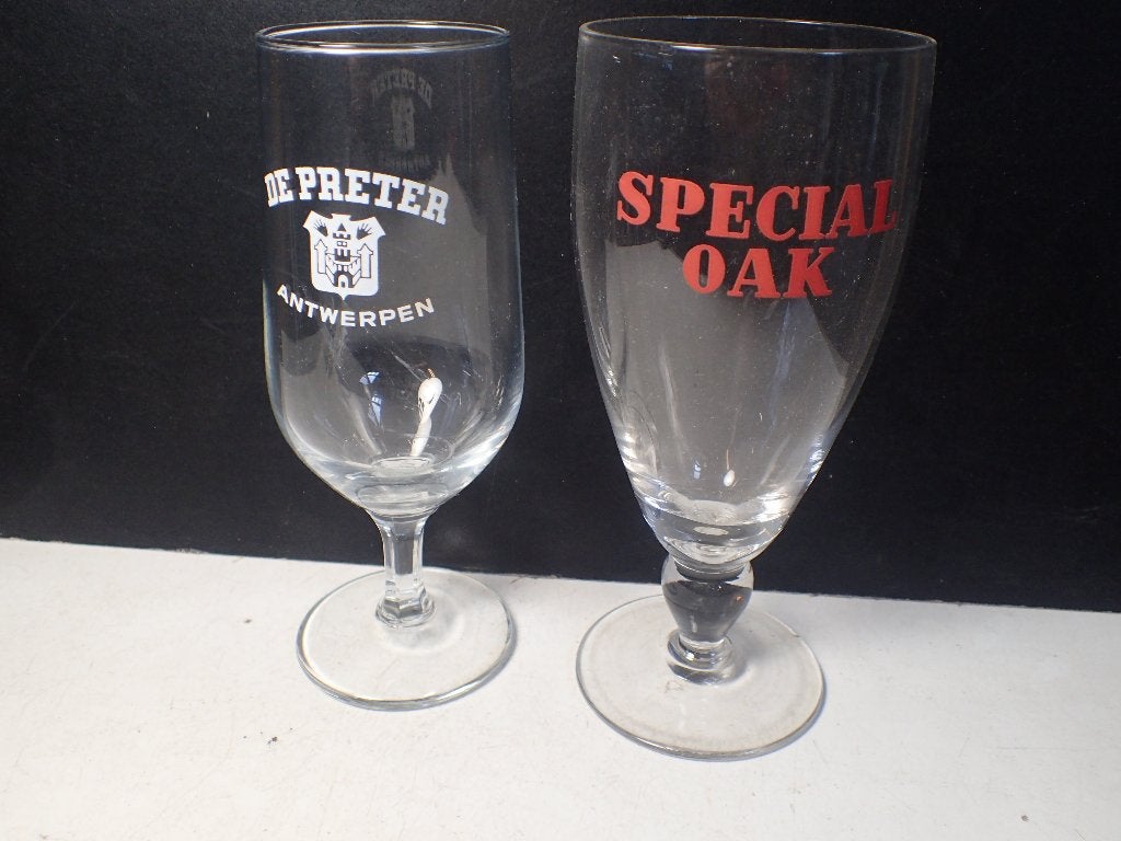 2 oude bierglazen De Preter /de eik Antwerpen, Verzamelen, Biermerken, Ophalen of Verzenden, Gebruikt, Glas of Glazen, Overige merken
