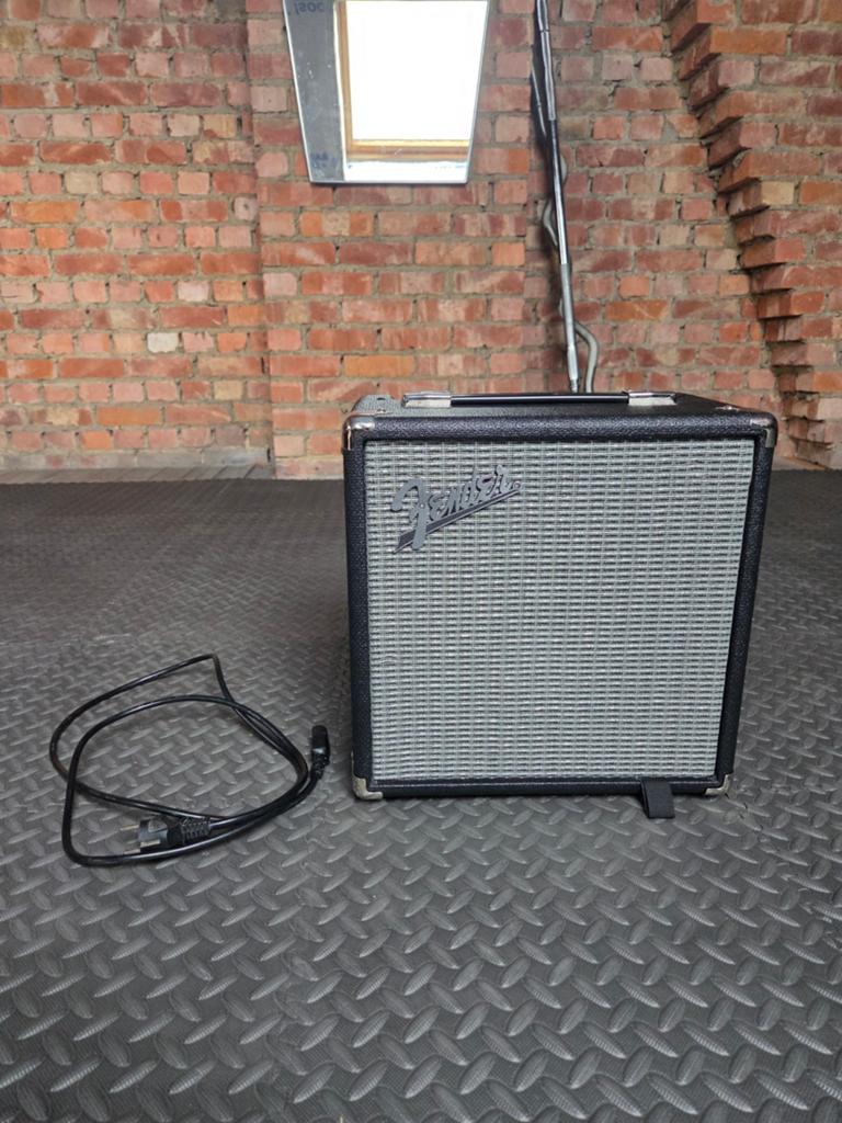 Fender rumble 15, Muziek en Instrumenten, Versterkers | Bas en Gitaar, Ophalen