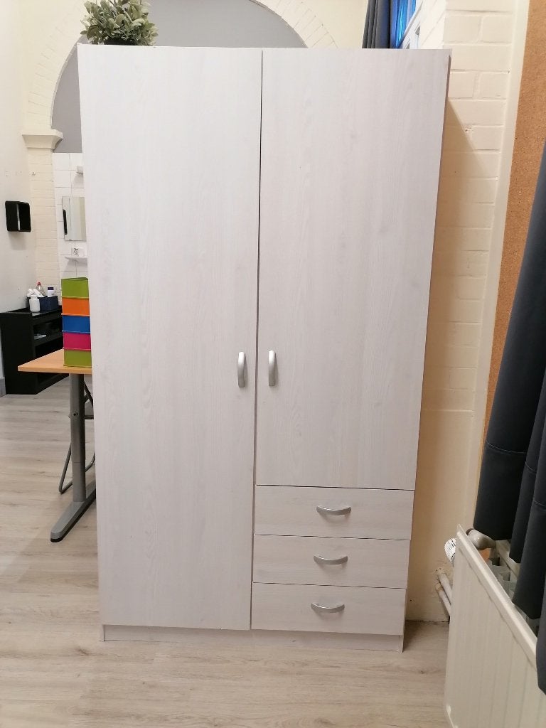 Kleerkast - 2 deuren - 3 laden, Huis en Inrichting, Kasten | Kleerkasten, Ophalen, Zo goed als nieuw, Met deur(en)