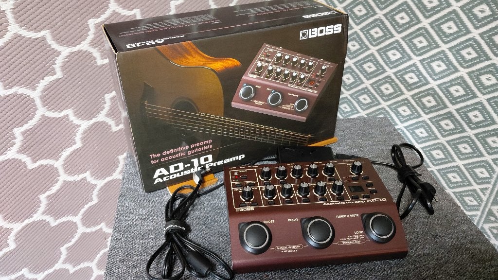 BOSS PEDAL EFFET GUITARE ACOUSTIC AD-10, Musique & Instruments, Effets, Enlèvement ou Envoi, Comme neuf, Autres types