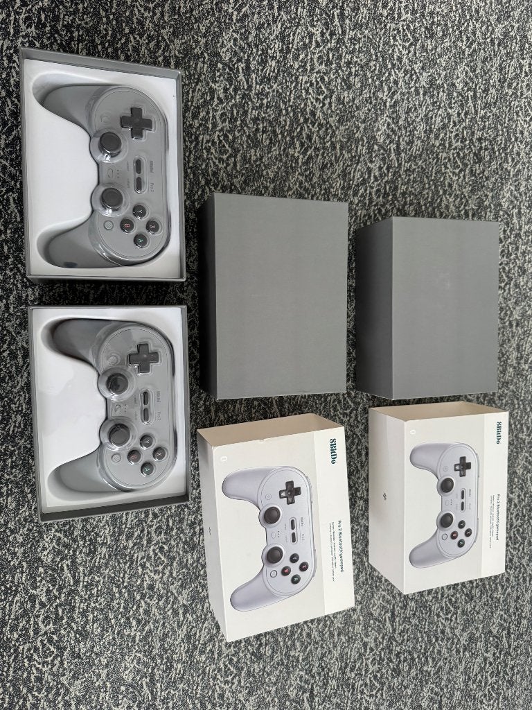 2x Gamepad, Enlèvement, Neuf