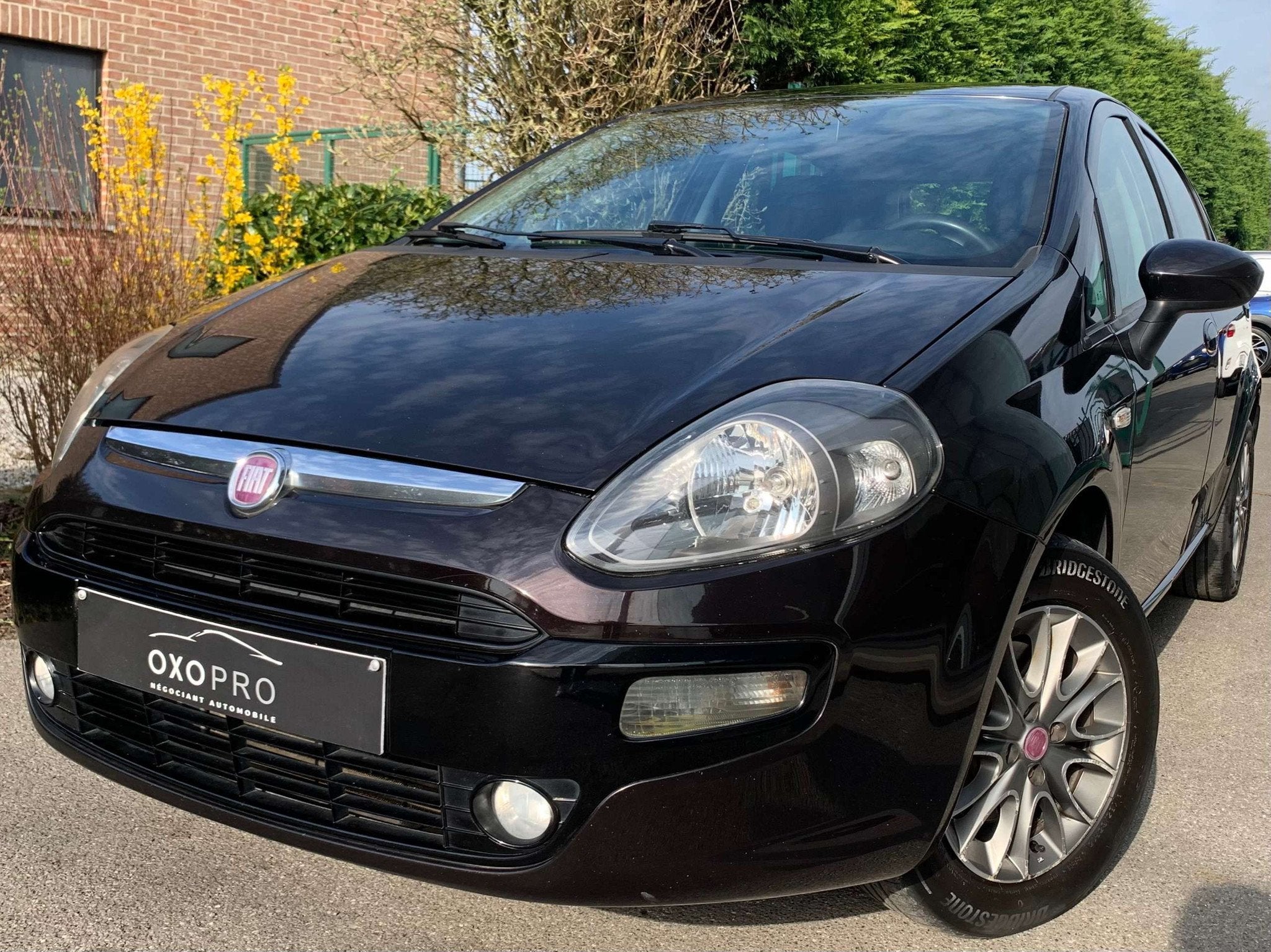 Fiat Punto Evo 1.3 Multijet DIESEL / 5 Portes / Airco / Crui, Autos, Fiat, Euro 5, Entreprise, Noir, USB