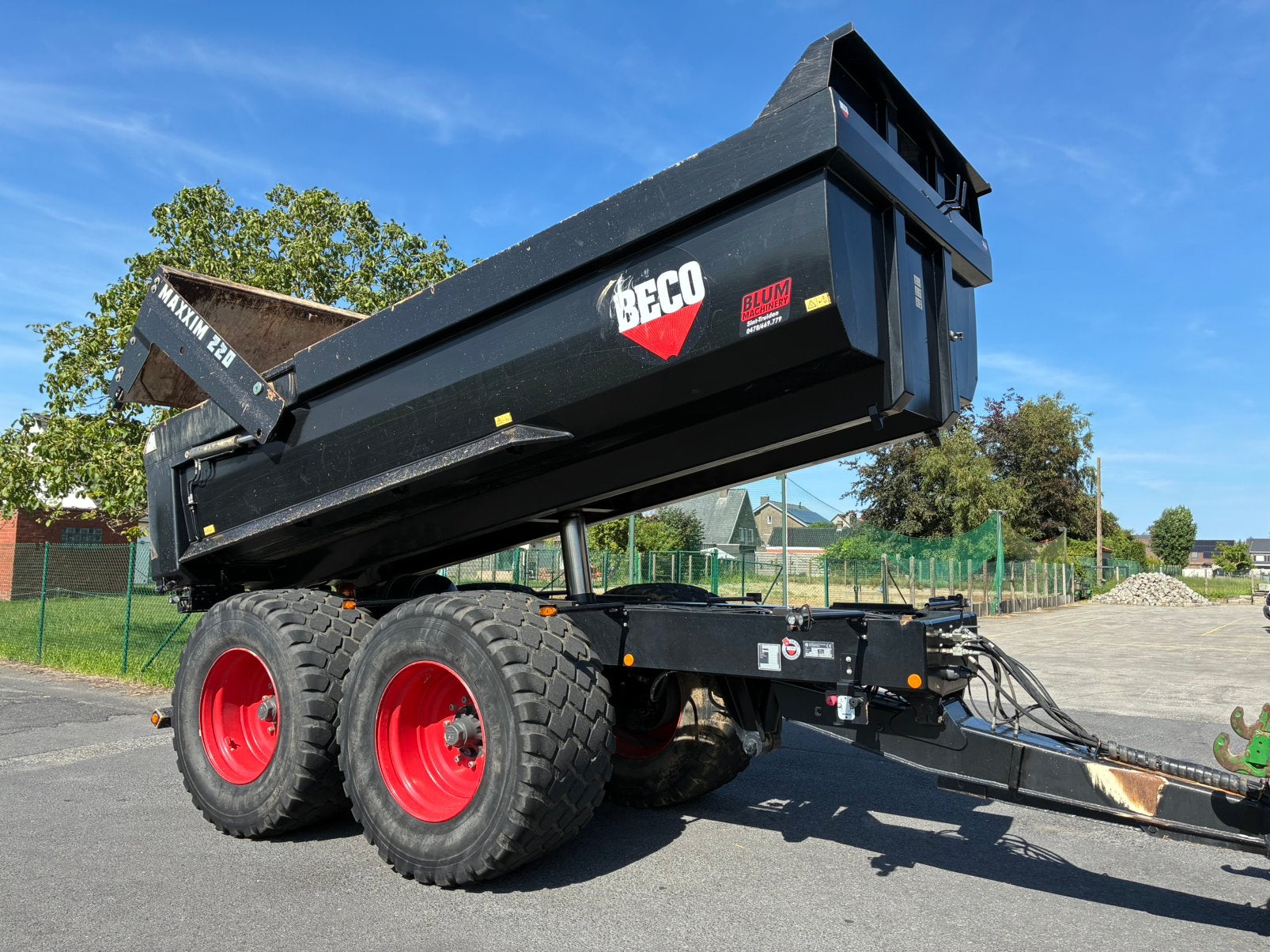 Gronddumper Beco Maxxim 220, Ophalen