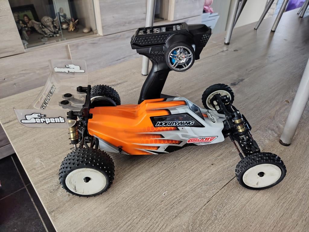 Serpent à vendre, Échelle 1:10, Enlèvement ou Envoi, Voiture off road, Comme neuf