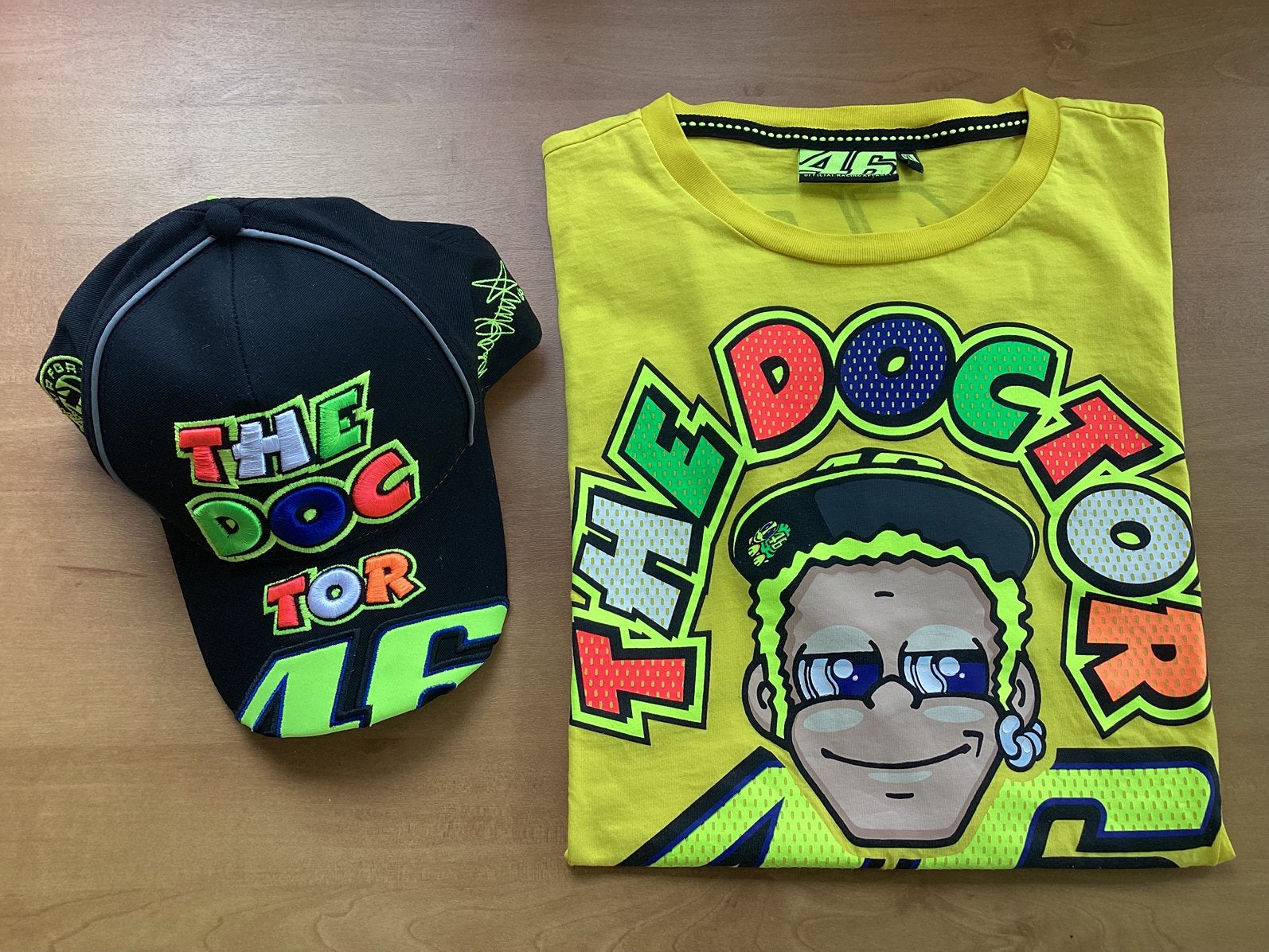 Valentino Rossi t-shirt en pet, Motoren, Accessoires | Overige, Ophalen of Verzenden, Nieuw