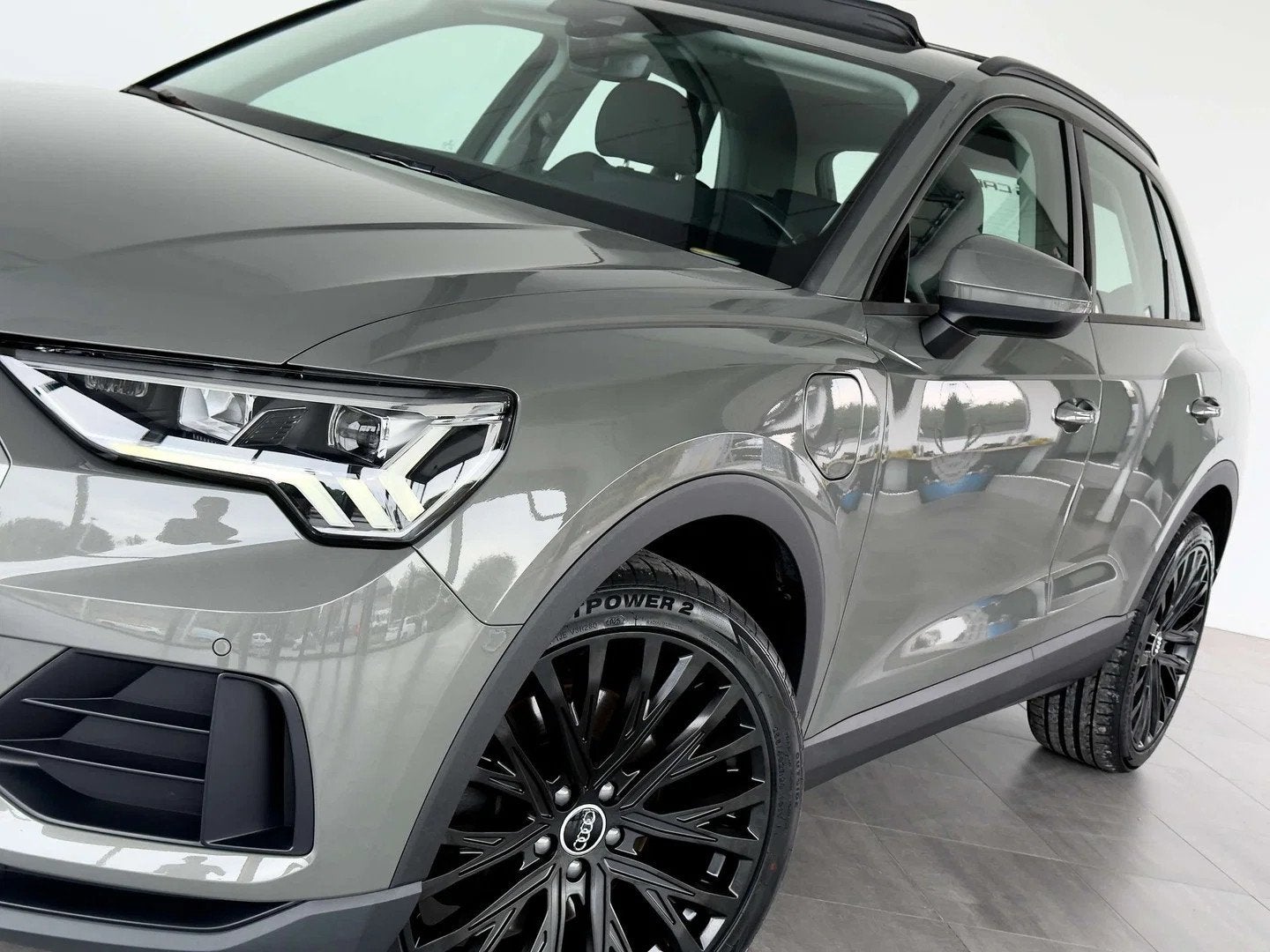 Audi Q3 1.4 TFSie PHEV S tronic 1ERPRO-T.O.-COCKPIT-CARPLAY-, Autos, 1395 cm³, Argent ou Gris, Achat, Entreprise