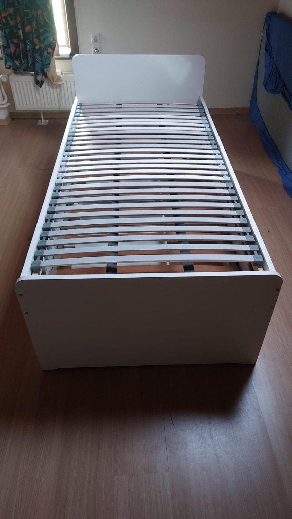 Ikea bed släkt, Ophalen, 85 tot 100 cm, Zo goed als nieuw, Lattenbodem