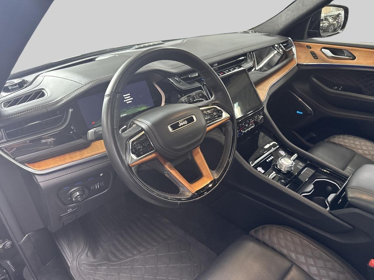 Jeep Grand Cherokee 2.0 4xe 380 PHEV 4WD Summit Reserve Luxe, Auto's, Automaat, Stof, Gebruikt, Zwart