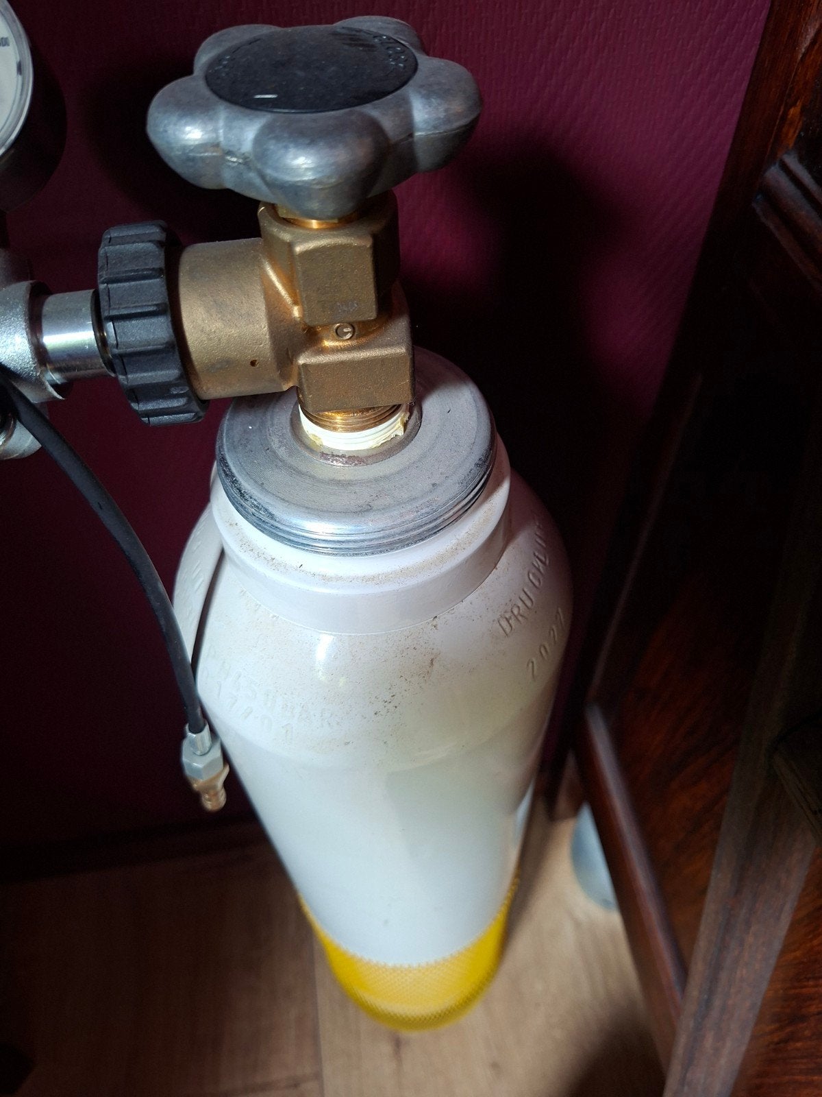 bouteille d'air comprimé, Enlèvement, Comme neuf