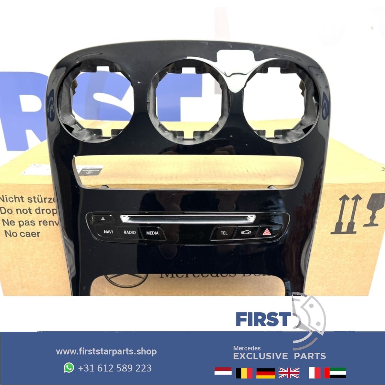 W205 origineel HOOGGLANS ZWART midden console Mercedes C Kla, Gebruikt, -, Ophalen of Verzenden, -