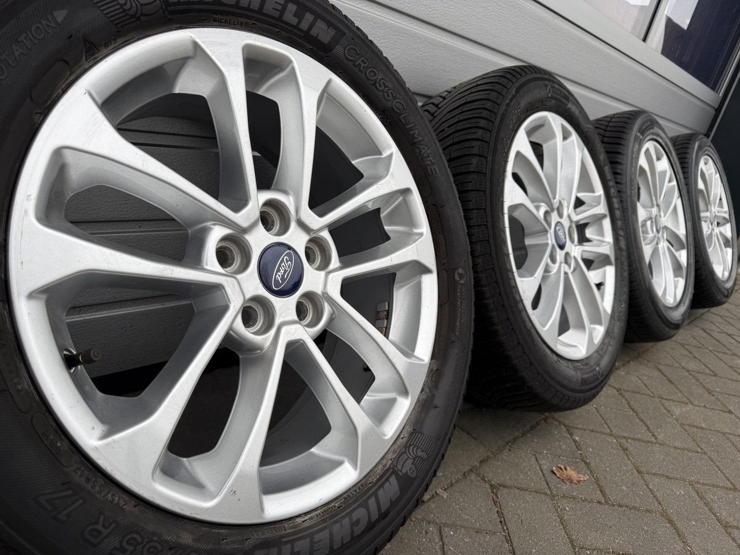 17 Ford Transit Connect Mondeo Focus velgen allseason banden, Auto-onderdelen, Banden en Velgen, -, -, Banden en Velgen, 17 inch