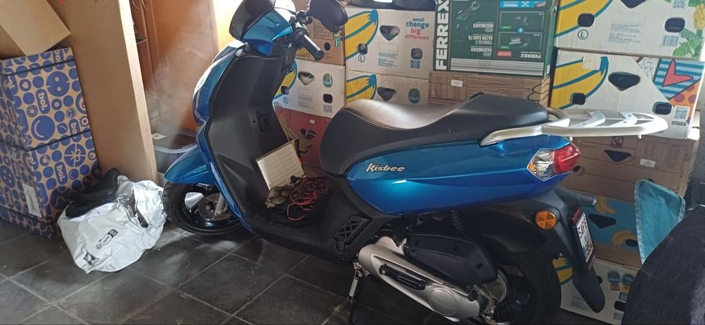 Brommer peugeot kisbee te koop, Fietsen en Brommers, Ophalen