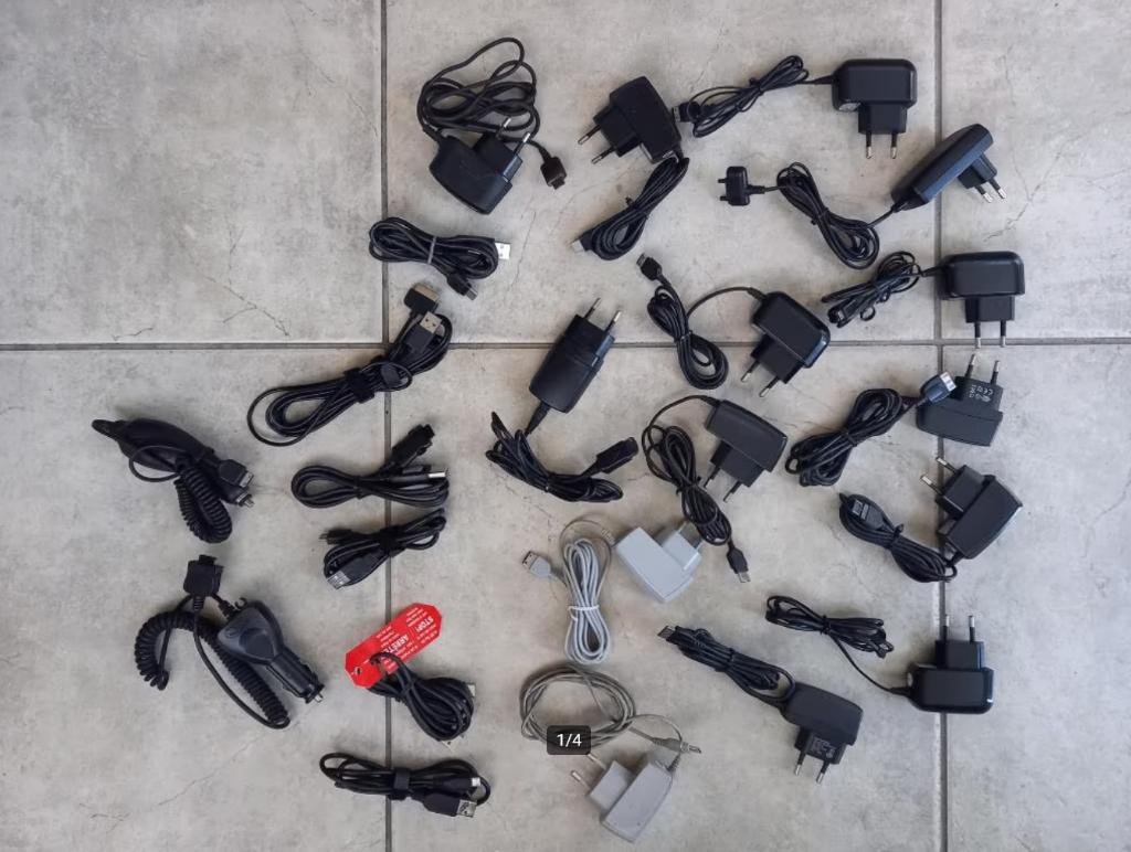 lot de chargeur pour différents GSM ancien état neuf, Télécoms, Enlèvement ou Envoi, Comme neuf, Autres marques