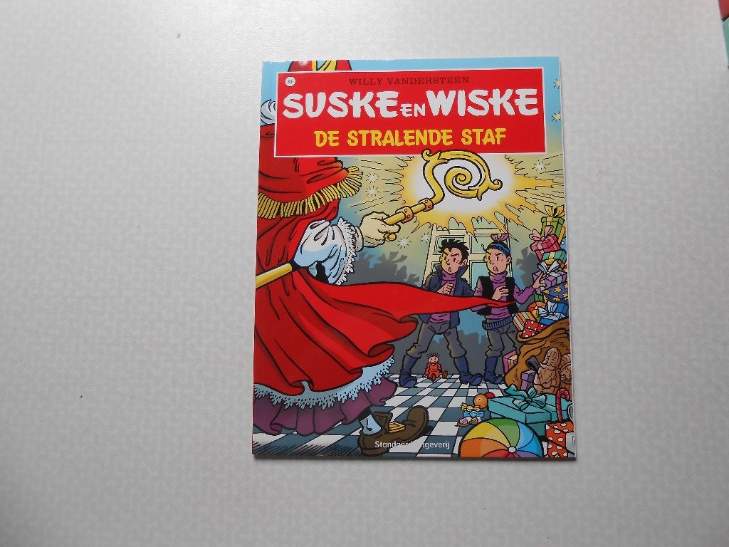 suske en wiske 306 De stralende staf 2009 1ste druk. Misdru, Willy Vandersteen, Eén stripboek, Nieuw, Ophalen of Verzenden