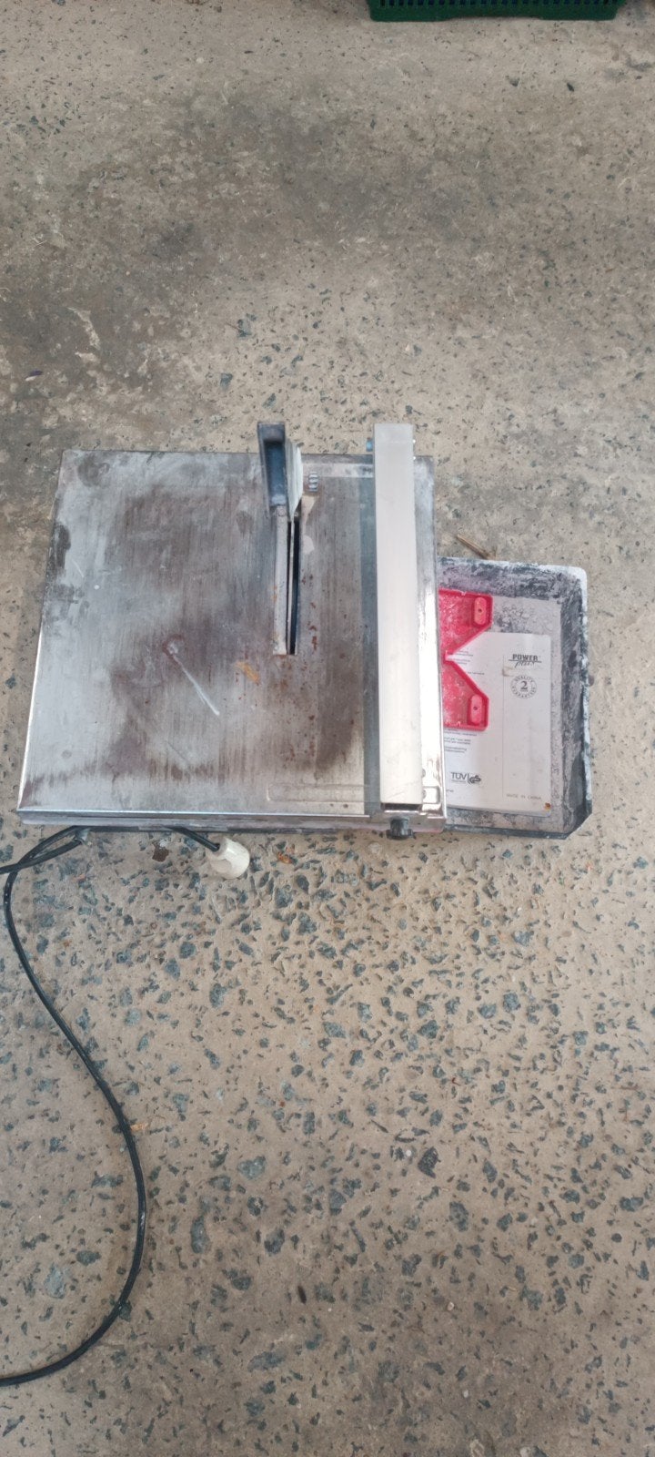 coupe carrelage électrique, Enlèvement