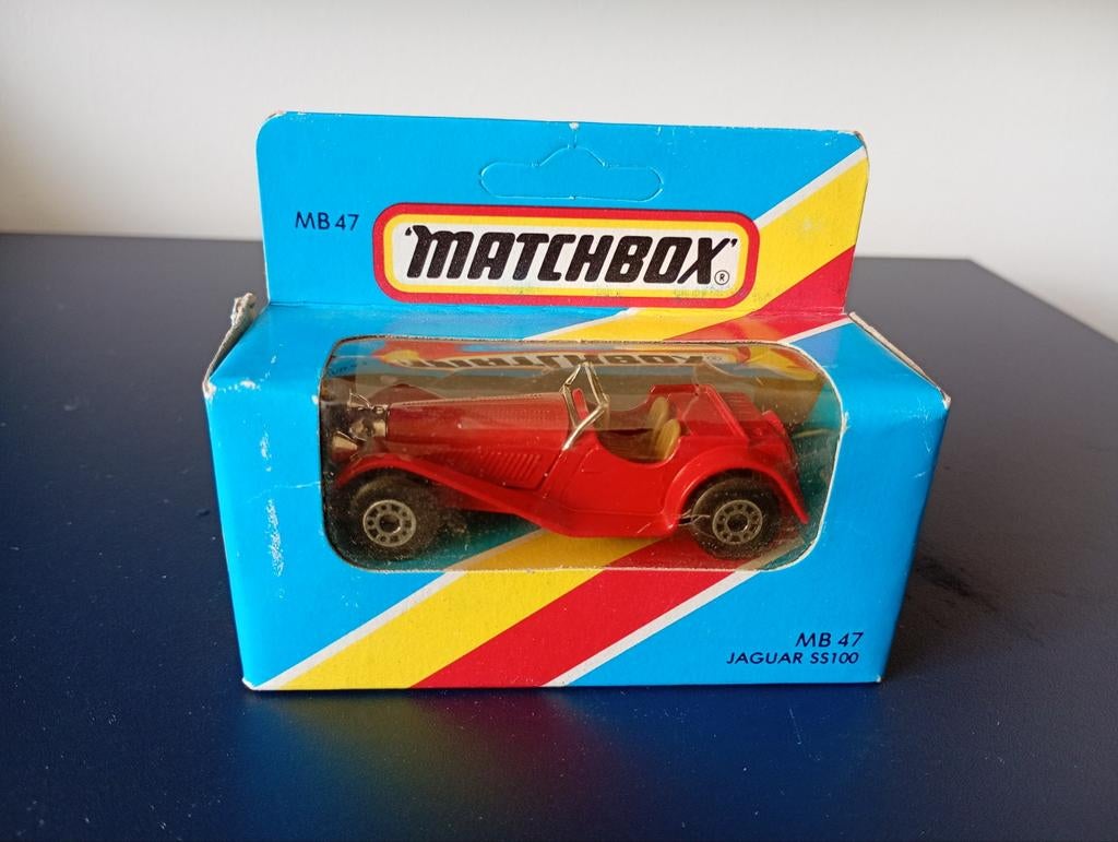 Boîte d'allumettes MB 47 Jaguar SS100 dans une boîte, Enlèvement ou Envoi