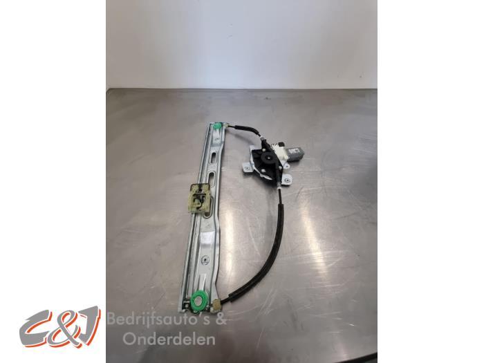 Mécanique vitre 4portes avant droite d'un Ford Transit Cour, -, 3 mois de garantie, -, -