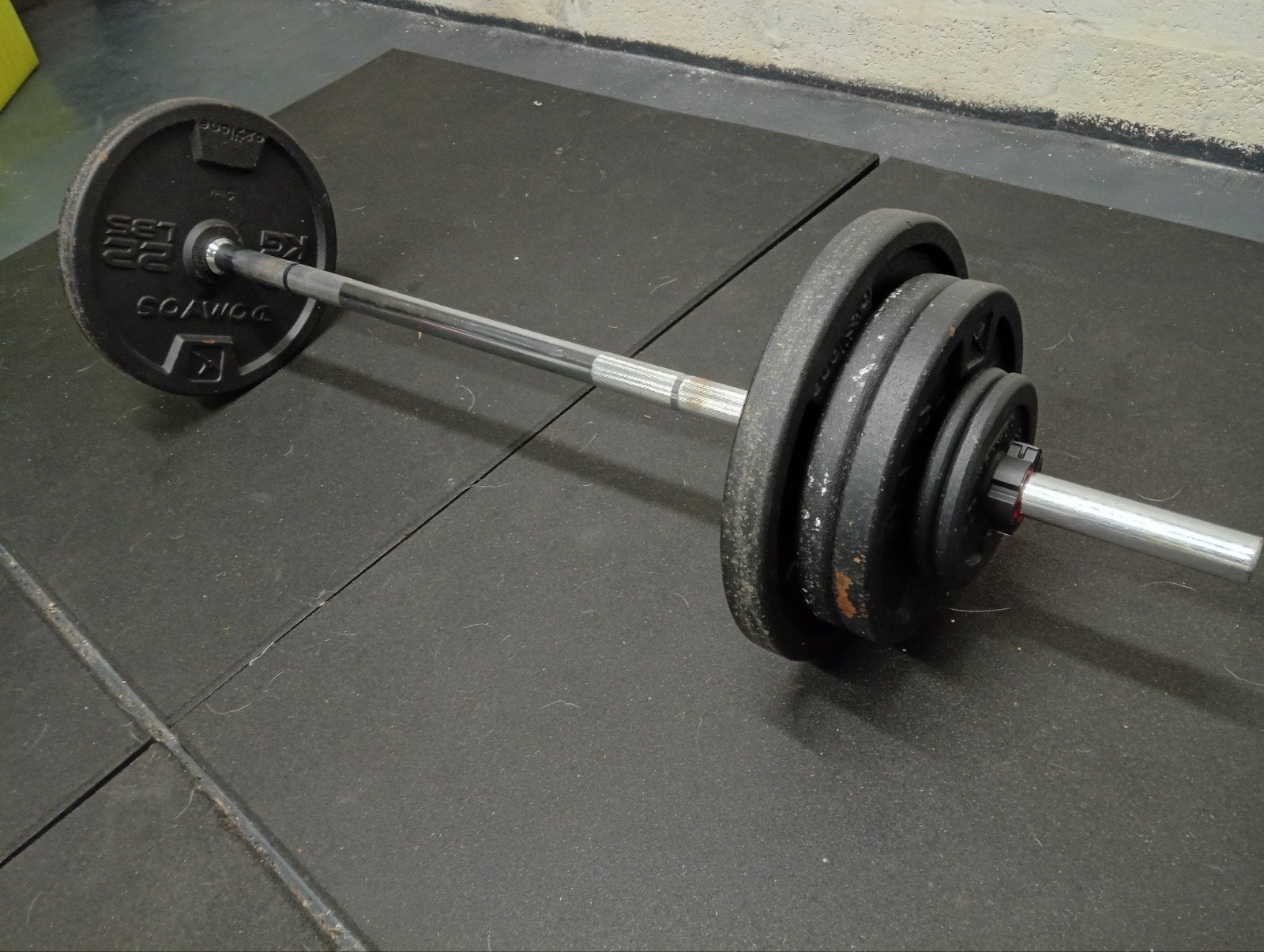 Verstelbare halterstang 50kg, Sport en Fitness, Ophalen, Gebruikt, Halterset