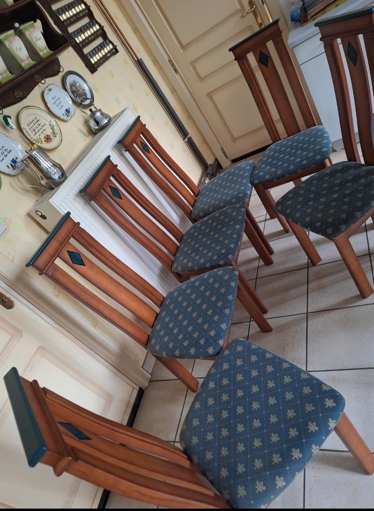 6 eetkamer stoelen, Ophalen