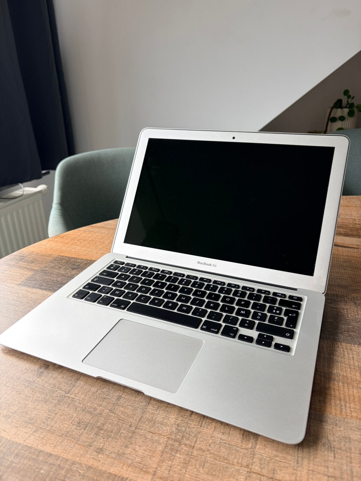 Apple MacBook Air 2015 13 pouces (pour pièces), Informatique & Logiciels, 13 pouces, Utilisé, Azerty, Inconnu