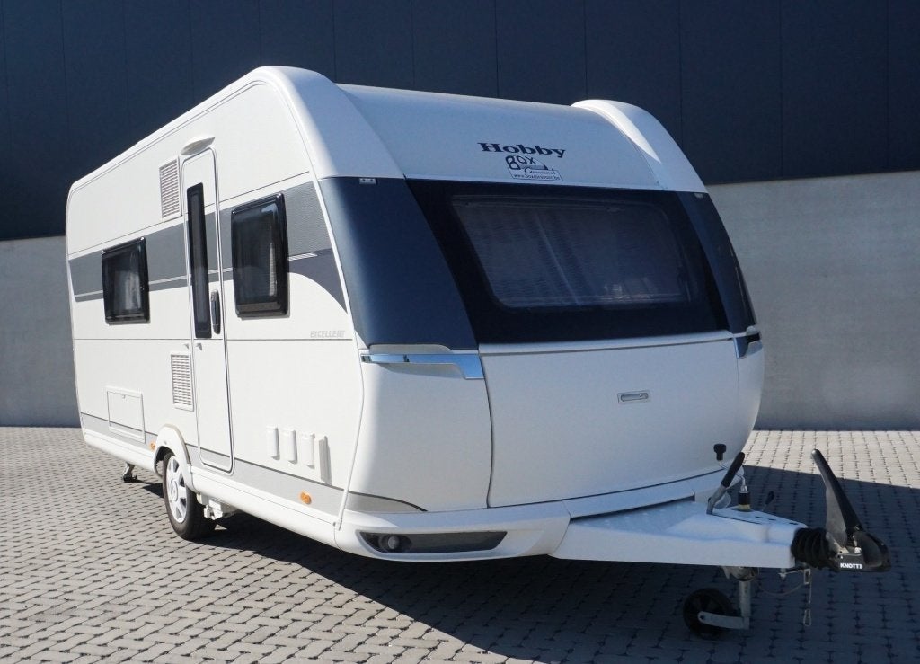 Prachtige 4pers.Hobby met mover, airco, Badkamercaravan, Caravans en Kamperen, Hobby, Frans bed, Tot en met 4, Airco